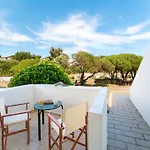 Tselios Apartments & Studios